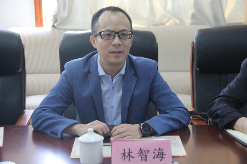 东源县常委,副县长林智海一行来我校开展校企合作交流活动