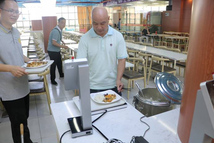 河源职业技术学院举行食堂试餐暨用餐演练活动